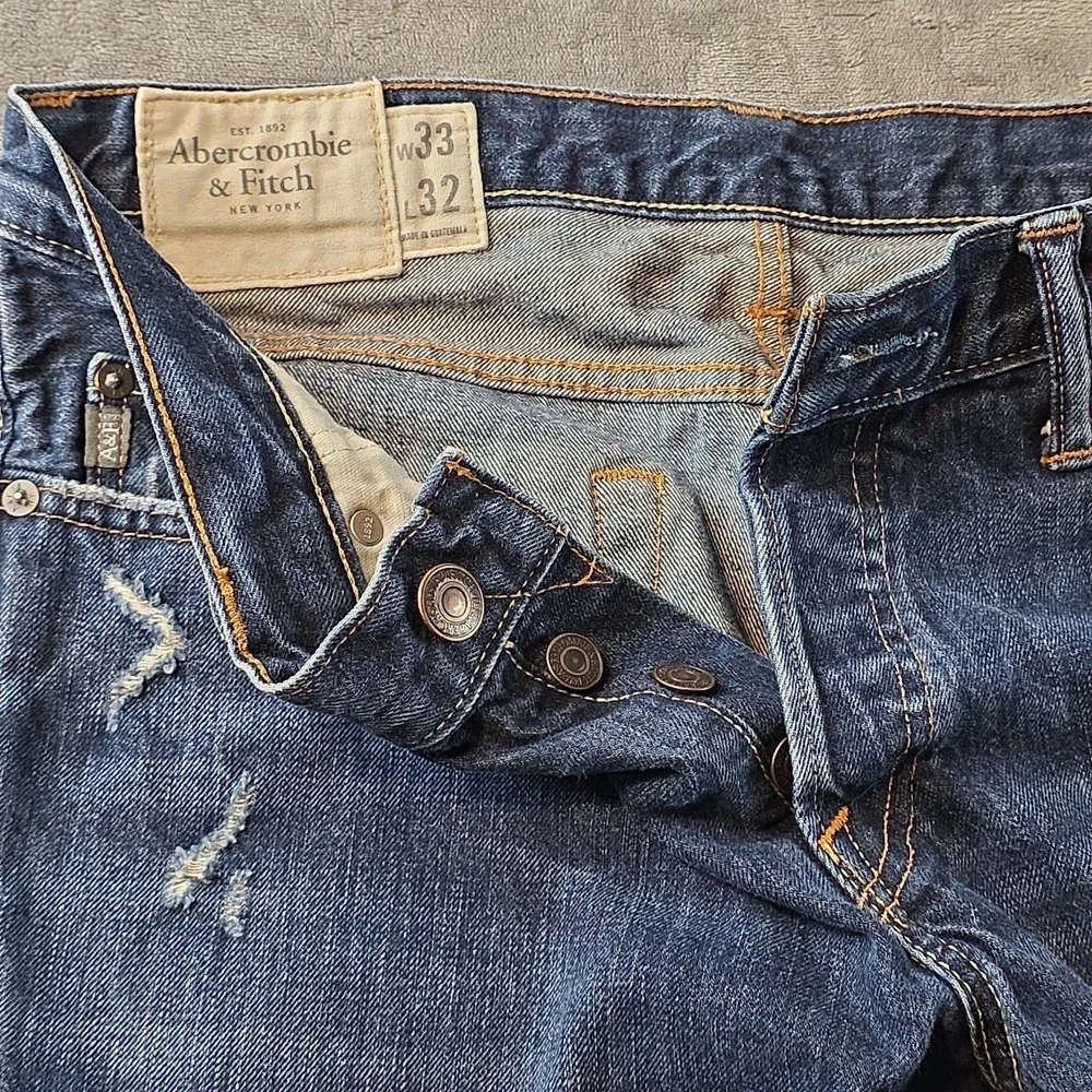 Abercrombie Fitch Button Fly Mens Jeans Size 33x32 MSR (34×33) Dark Blue‎